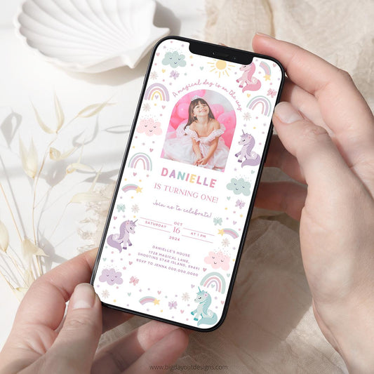 Animated unicorn party video invite